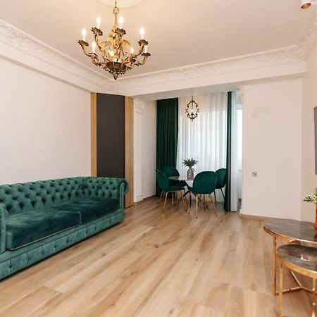 Main Street Sky House Apartments Chisinau Ngoại thất bức ảnh