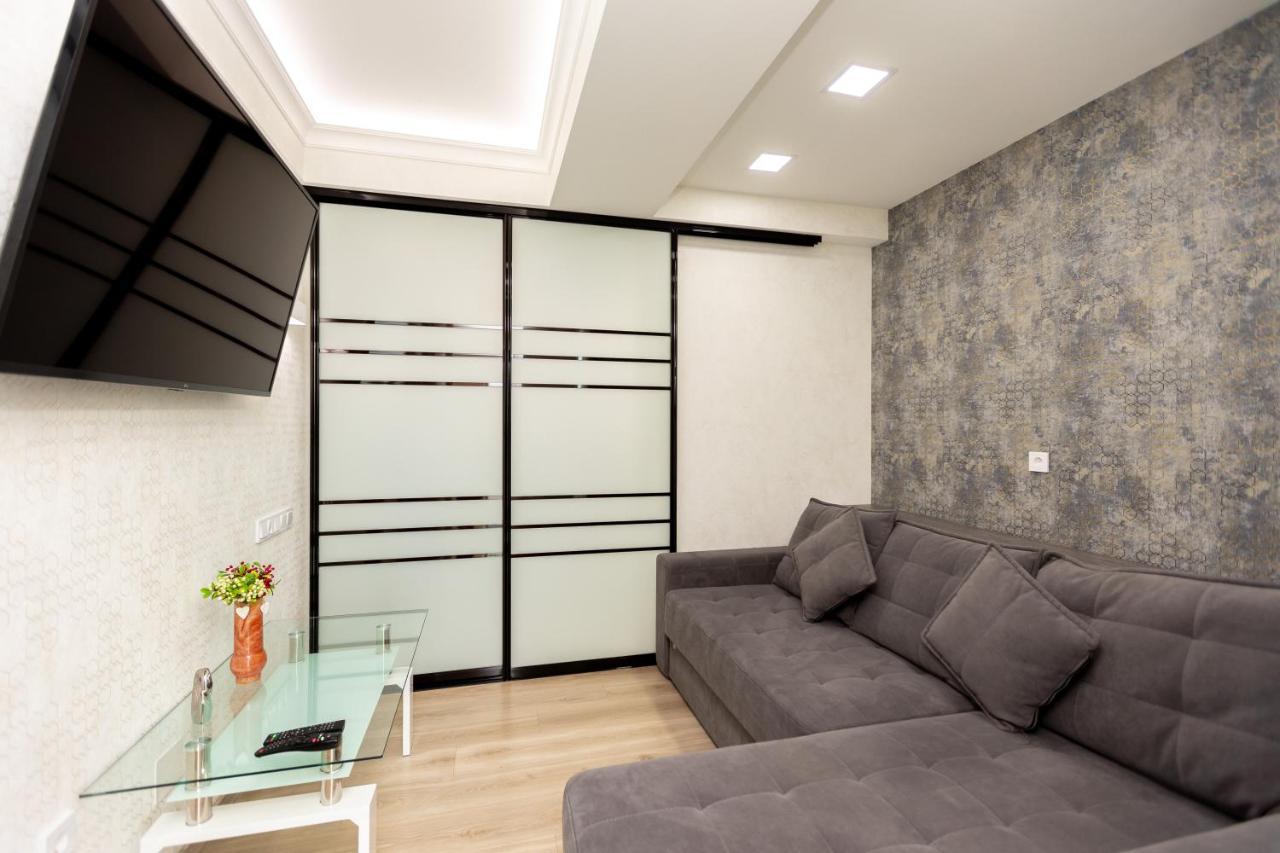 Main Street Sky House Apartments Chisinau Ngoại thất bức ảnh