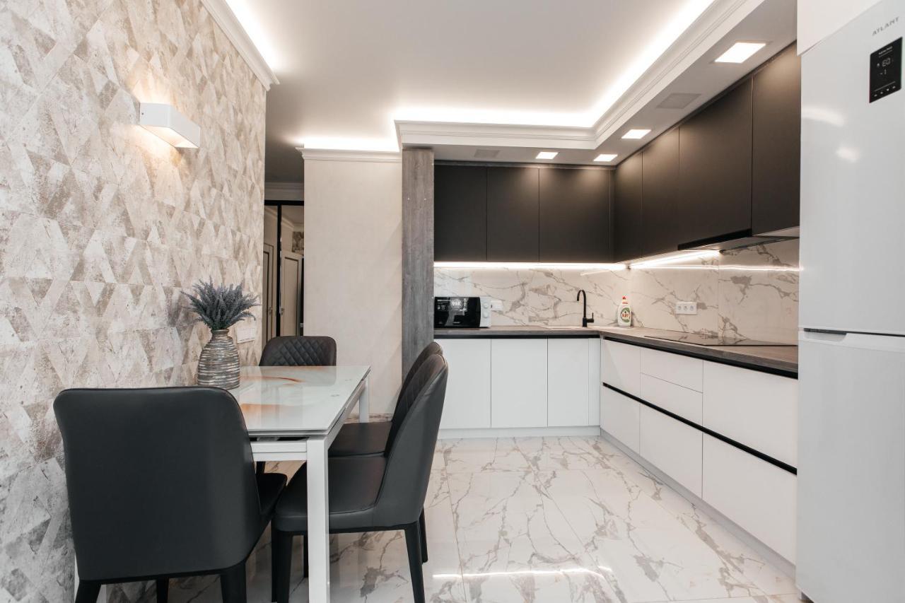 Main Street Sky House Apartments Chisinau Ngoại thất bức ảnh