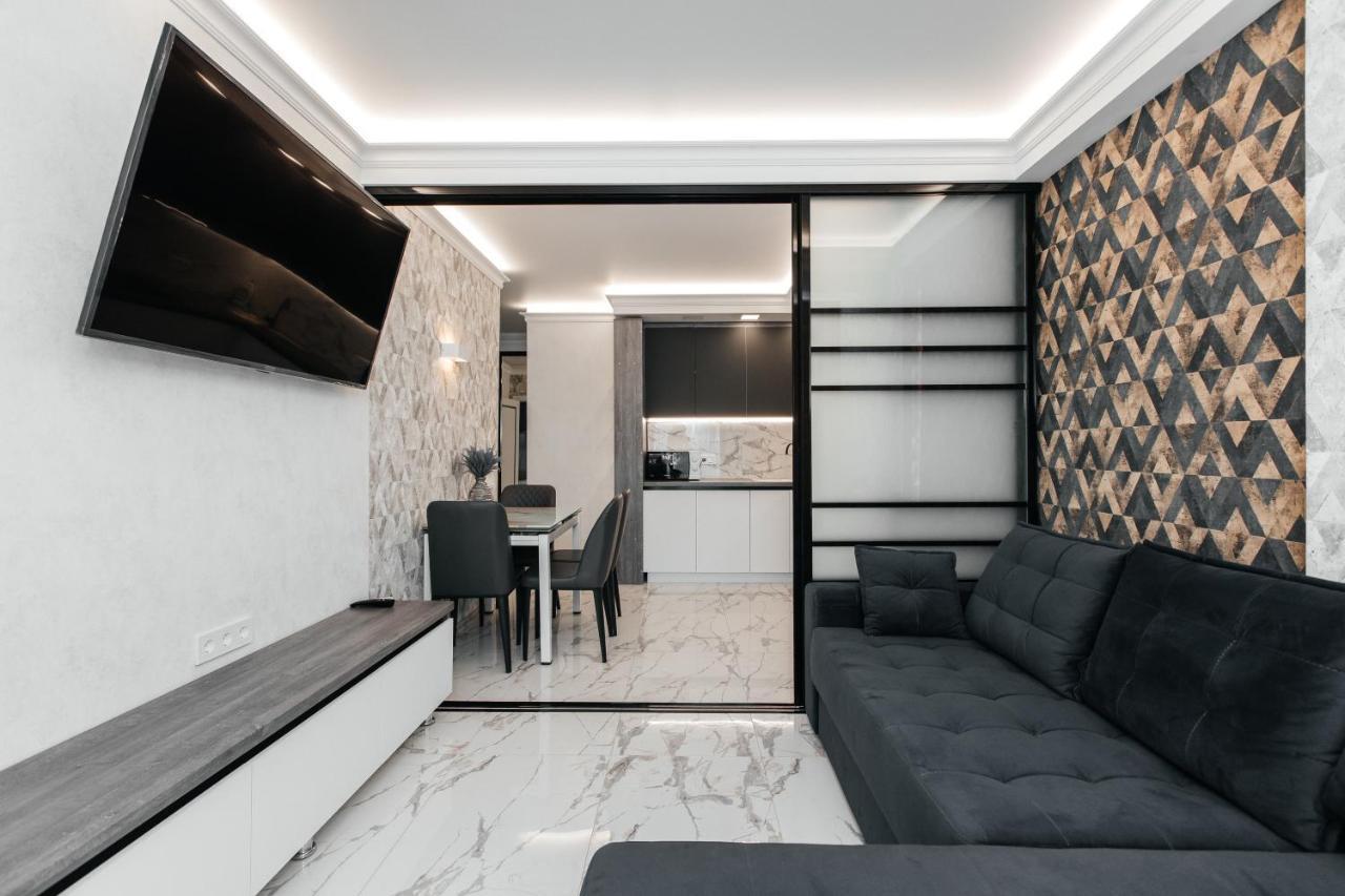 Main Street Sky House Apartments Chisinau Ngoại thất bức ảnh
