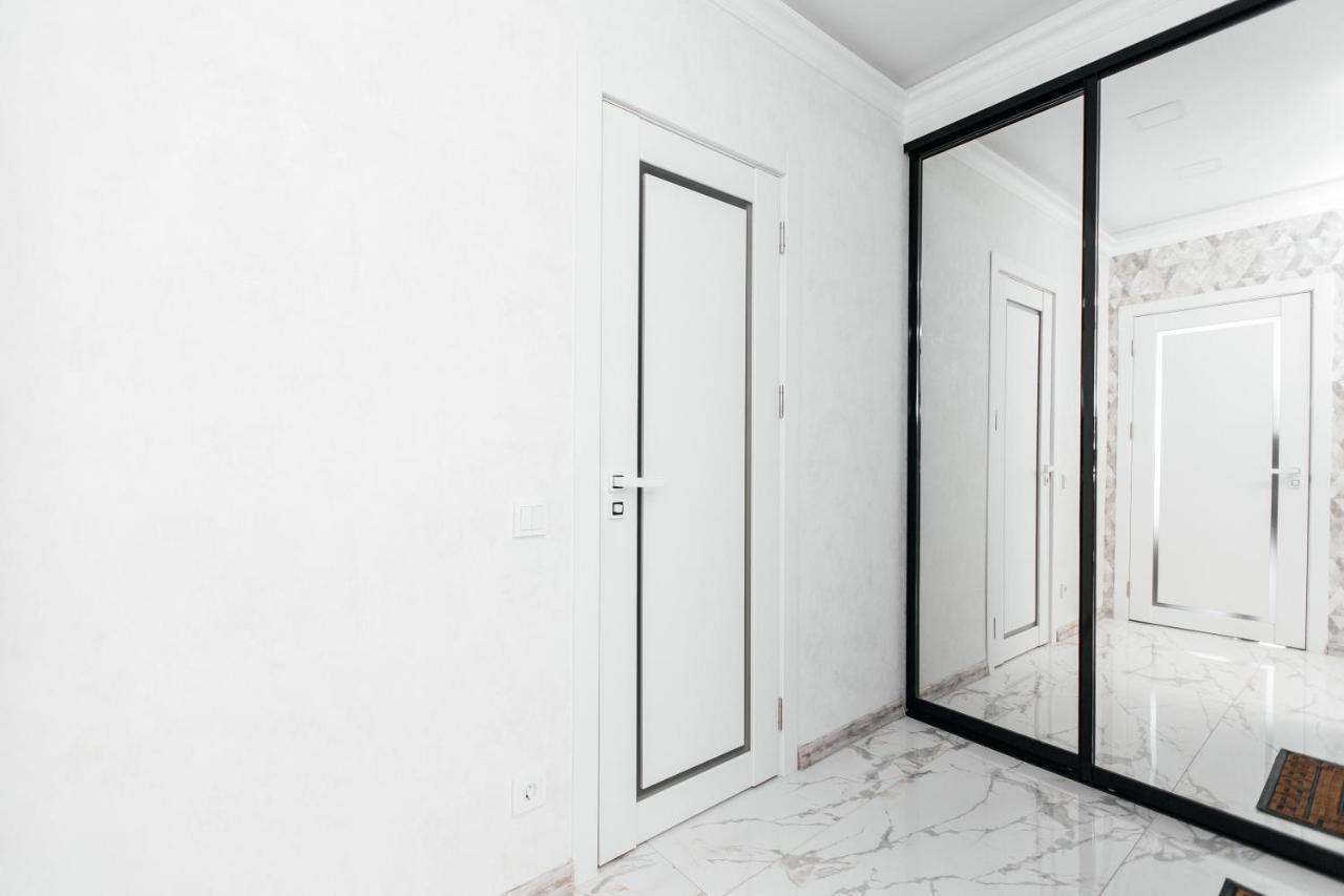 Main Street Sky House Apartments Chisinau Ngoại thất bức ảnh