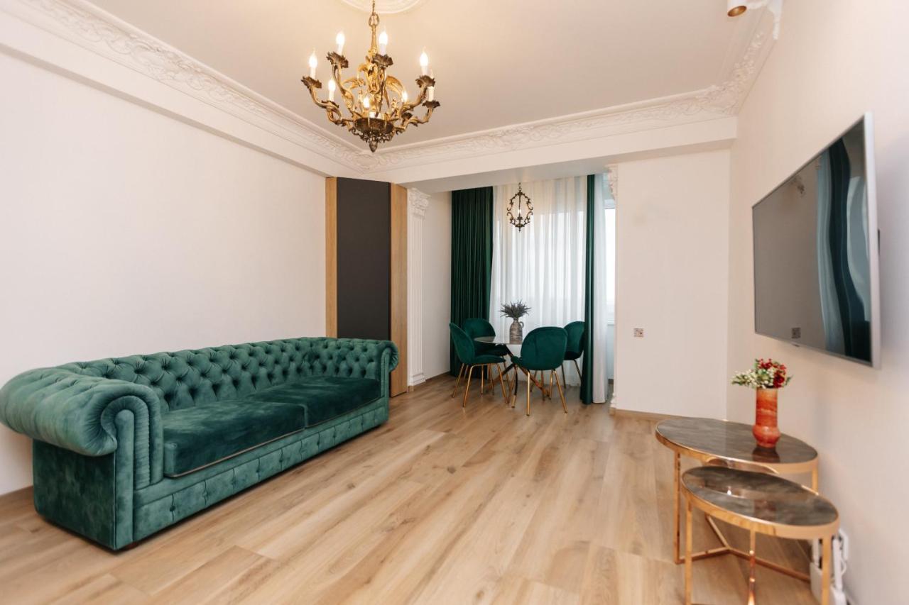 Main Street Sky House Apartments Chisinau Ngoại thất bức ảnh