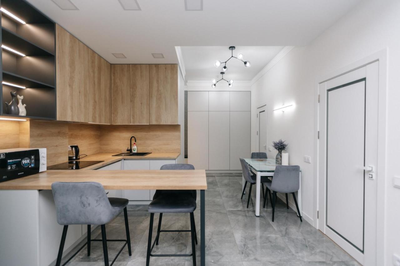Main Street Sky House Apartments Chisinau Ngoại thất bức ảnh
