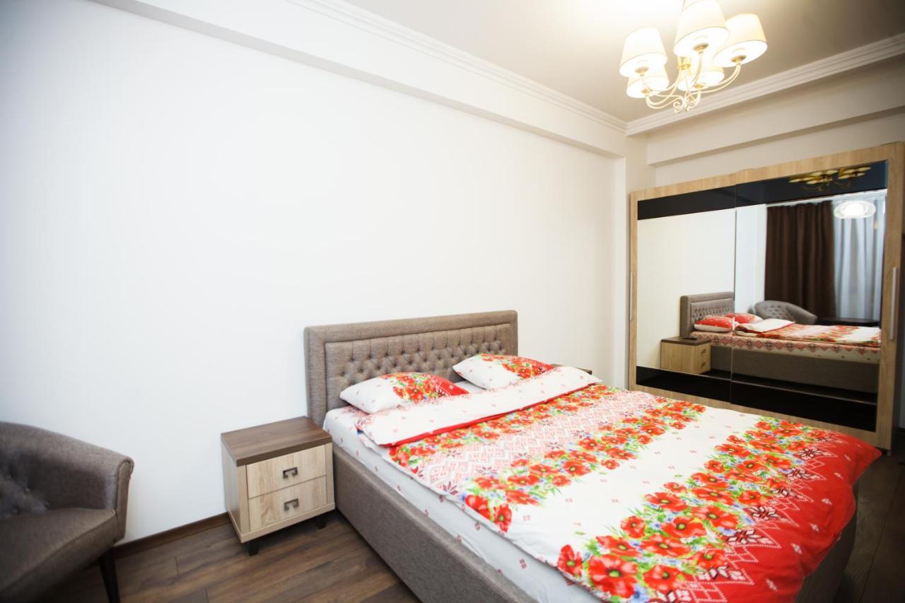 Main Street Sky House Apartments Chisinau Ngoại thất bức ảnh