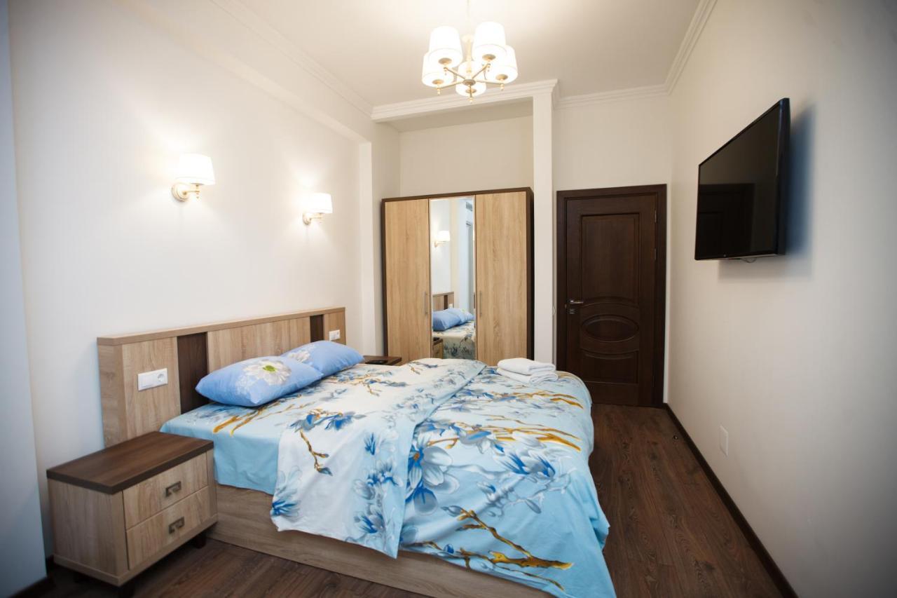 Main Street Sky House Apartments Chisinau Ngoại thất bức ảnh