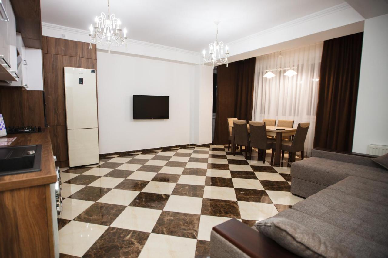 Main Street Sky House Apartments Chisinau Ngoại thất bức ảnh