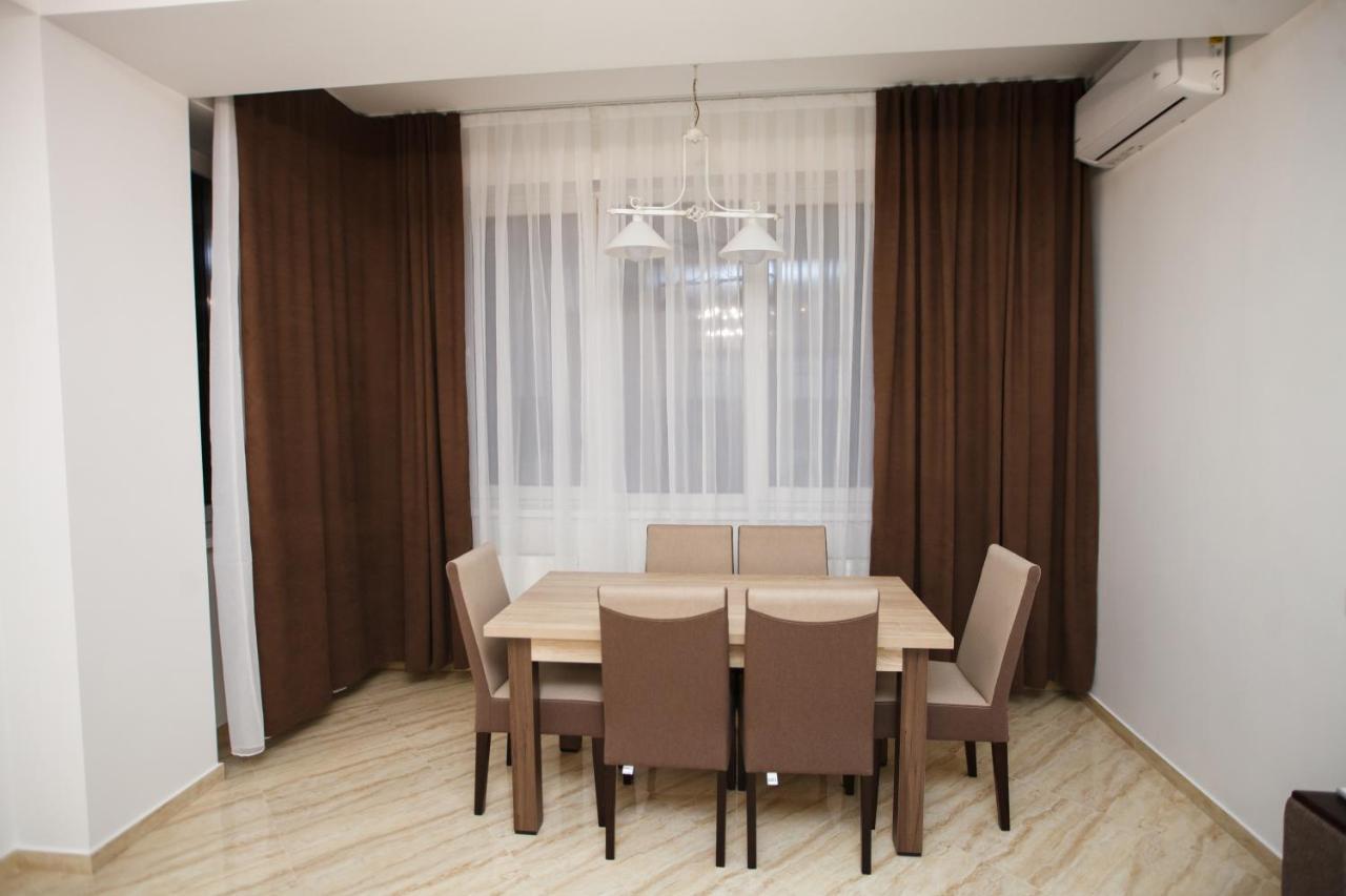 Main Street Sky House Apartments Chisinau Ngoại thất bức ảnh