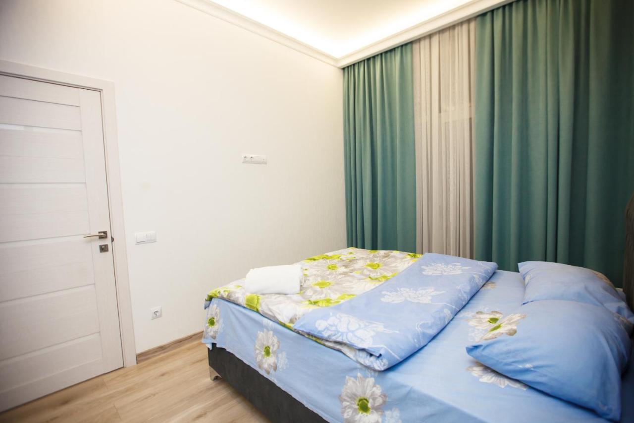Main Street Sky House Apartments Chisinau Ngoại thất bức ảnh